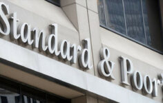 S&P: ABD’de resesyon riski hafifledi