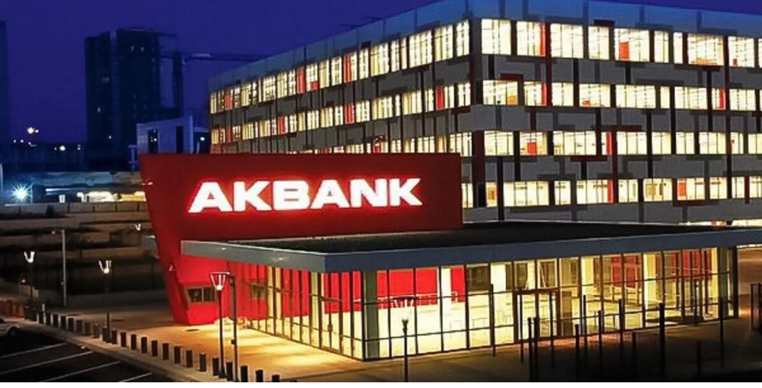 akbank-2025e-guclu-basladi-ilk-ceyrekte-137-milyar-lira-net-kar-6Ba1FHyG.png