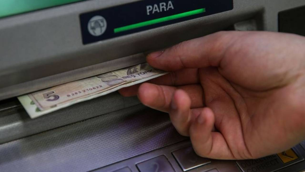 Bankalardan yeni uygulama: 20 Bin TL altı sadece ATM’den çekilecek