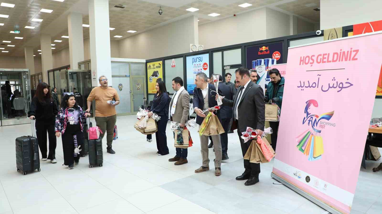 İranlı turistlerin Van akını sürüyor! Üç ayda 80 milyon dolarlık katkı