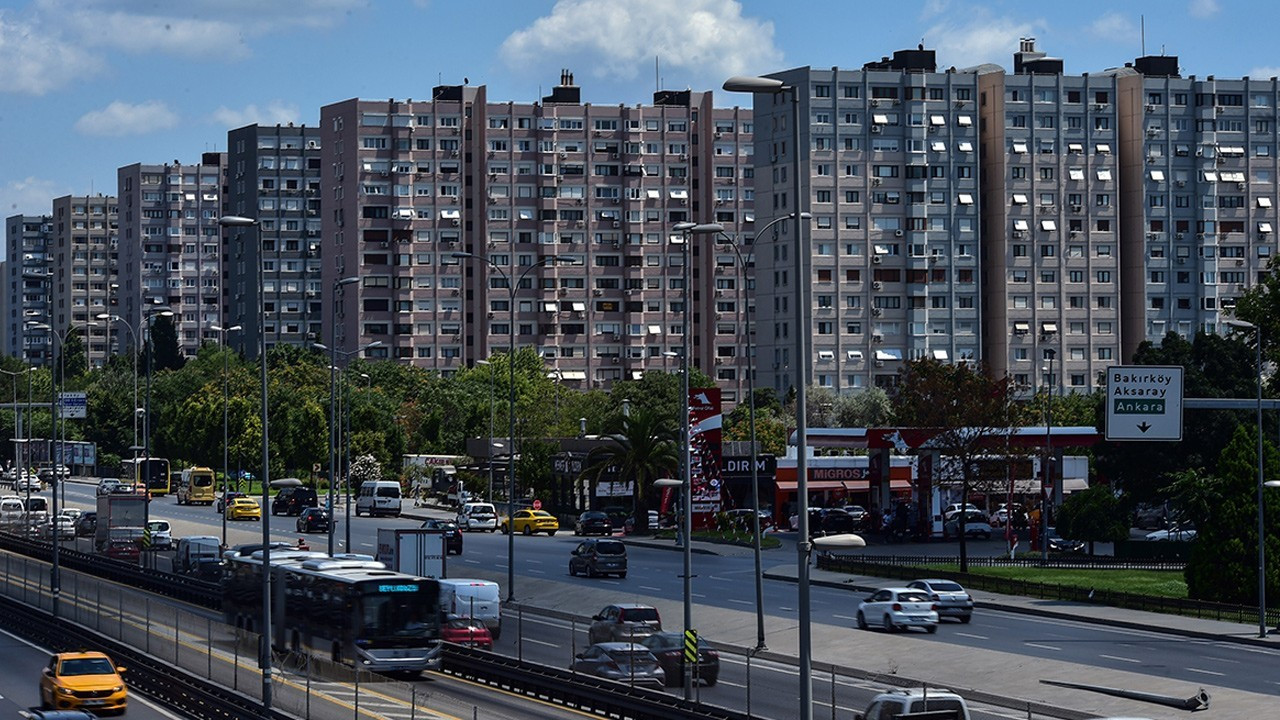 Kiralık konutta arz düşüyor: Ev sahipleri satışa yöneliyor