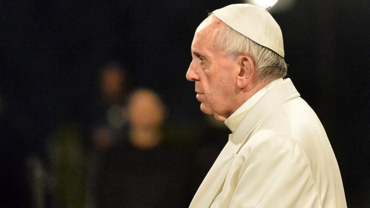 Papa Francis hayatını kaybetti: Şimdi ne olacak? Cenaze töreni ve seçim süreci detayları…
