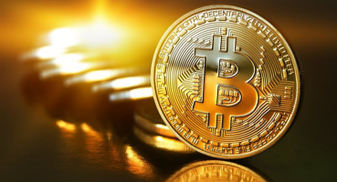 Piyasalar baskı altındayken Bitcoin yükseldi:  Son dört haftanın en yüksek seviyesine çıktı