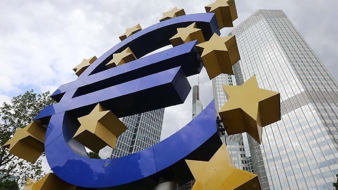 euro-bolgesinde-bilesik-pmi-haziranda-506ya-cikti-CEgBpphh.jpg