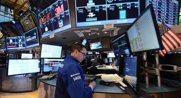 New York borsası Trump’ın Fed hamlesi sonrası düşüşle açıldı