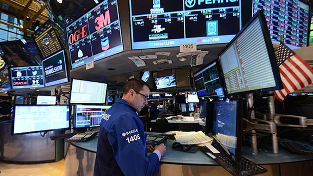 new-york-borsasi-trumpin-fed-hamlesi-sonrasi-dususle-acildi-5QWI9kIz.jpg