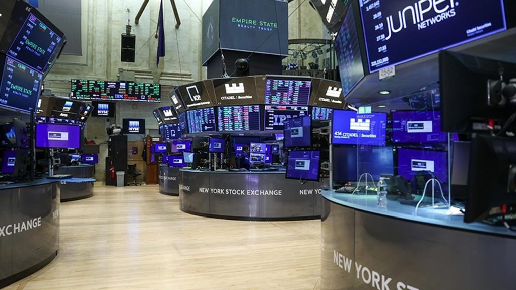 new-york-borsasi-yukselisle-acildi-TnPFncyy.jpg