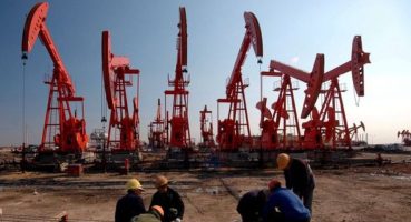 Petrolde yön aşağı