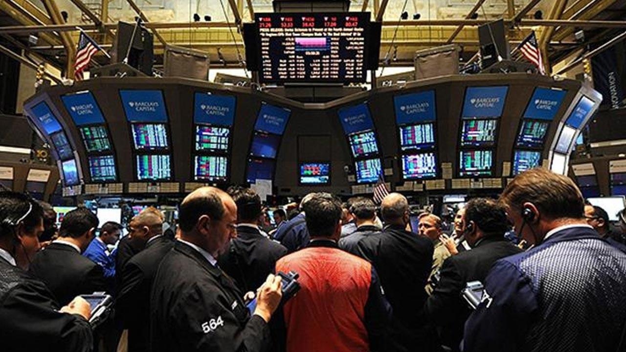 new-york-borsasi-dususle-acildi-Y8M7WSWO.jpg