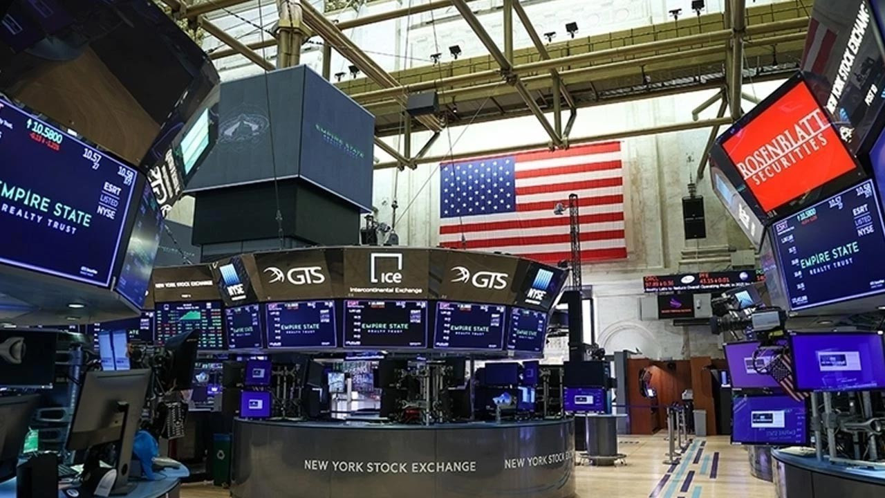 new-york-borsasi-dususle-kapandi-XEkWNXZa.jpg
