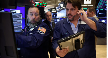 “Amerika’yı Sat” Dalgası Güçleniyor: Dolar ve ABD Tahvilleri Çakıldı, Altın Zirveye Koştu