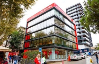akbank-2025-yili-son-ceyrek-bilancosunu-acikladi-NdsXQESp.jpg